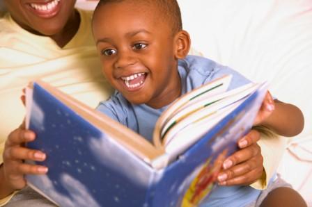 children studying pictures