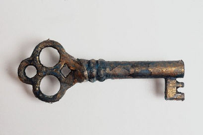 Keys to Christian Spiritual Growth old skeleton key